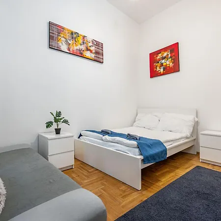 M&M Apartment - Ferenciek Tere Budapest Exterior photo