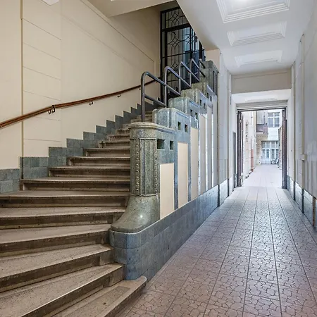 M&M Apartment - Ferenciek Tere Budapest Exterior photo